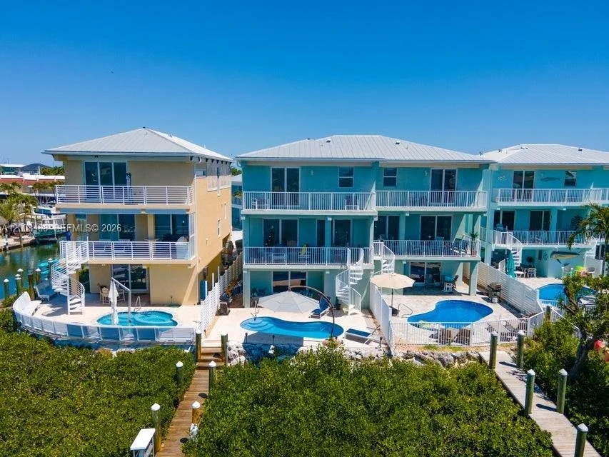 Photo of 443 Sombrero Beach Rd
