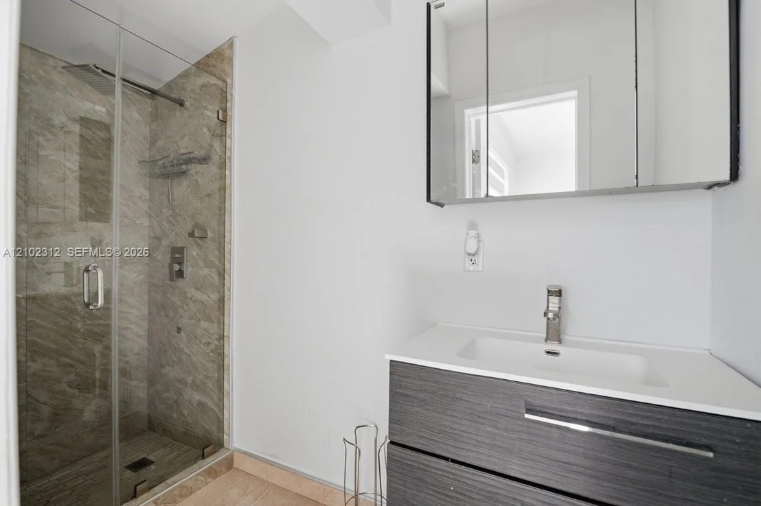 Photo of 120 W 63rd St