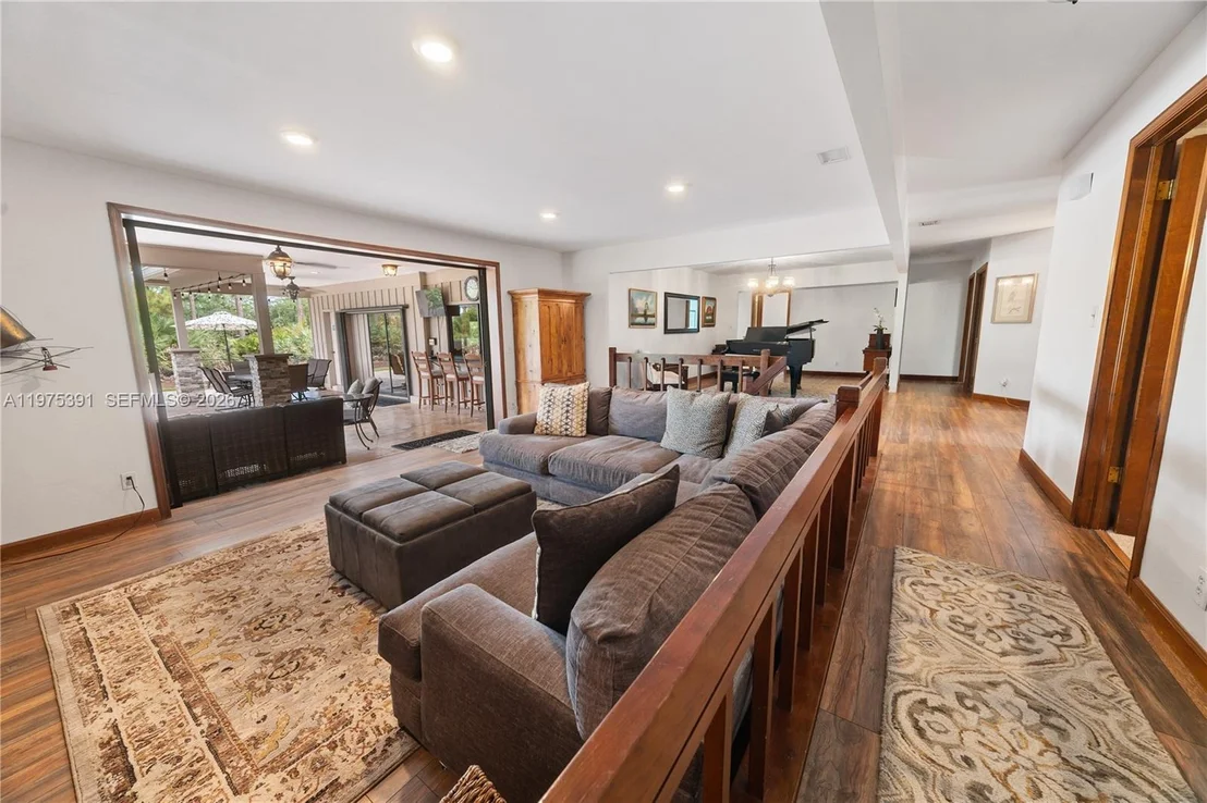 Photo of 1872 SE Colony Way