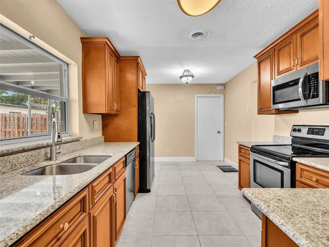 Photo of 1065 NW 68th Ter