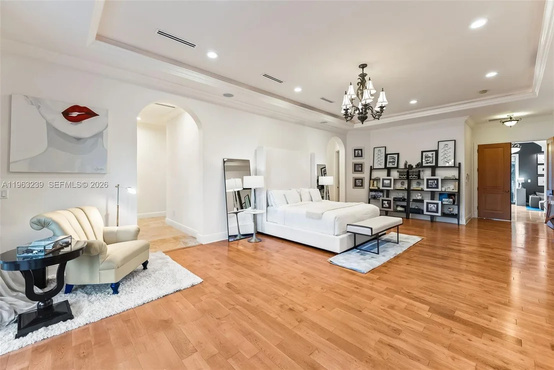 Photo of 11111 Killian Park Rd