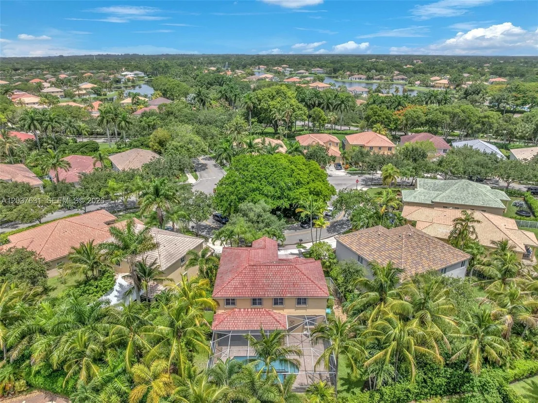 Photo of 4110 Laurel Ridge Cir