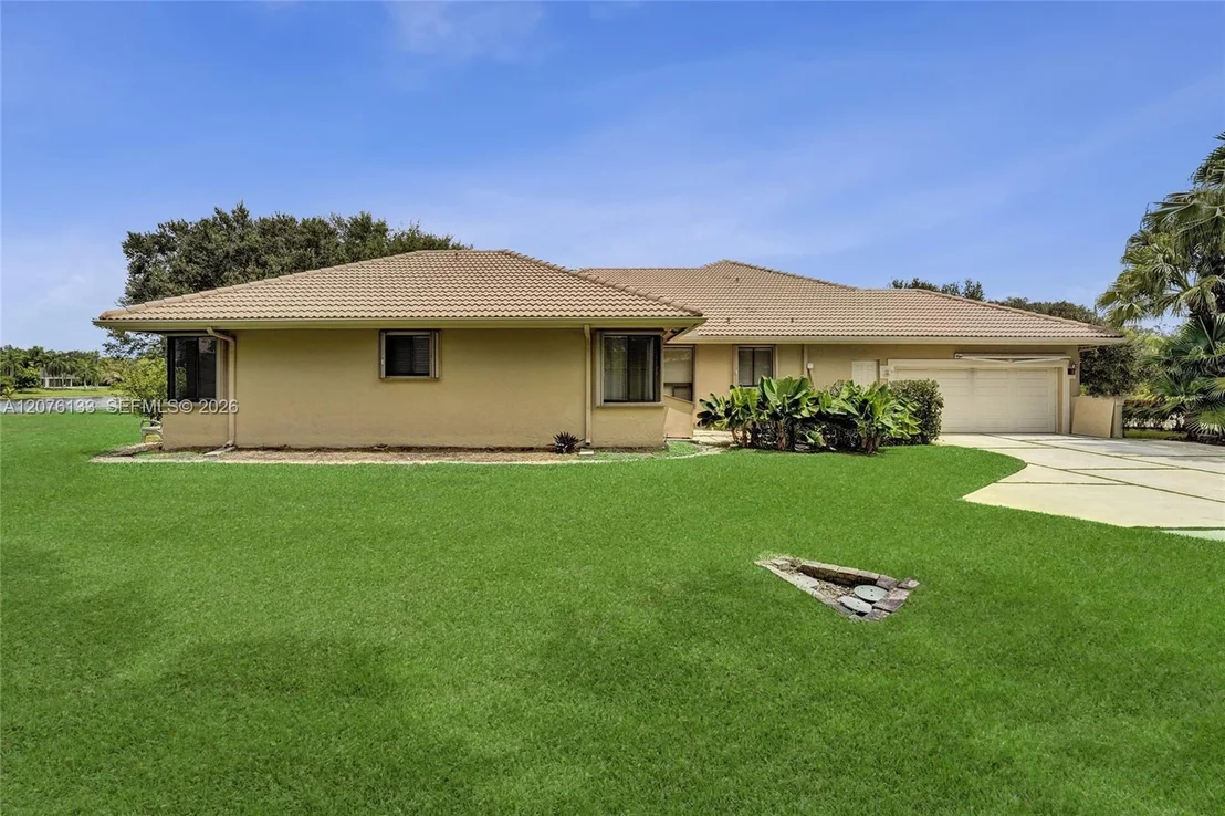 Photo of 2725 Hunter Rd