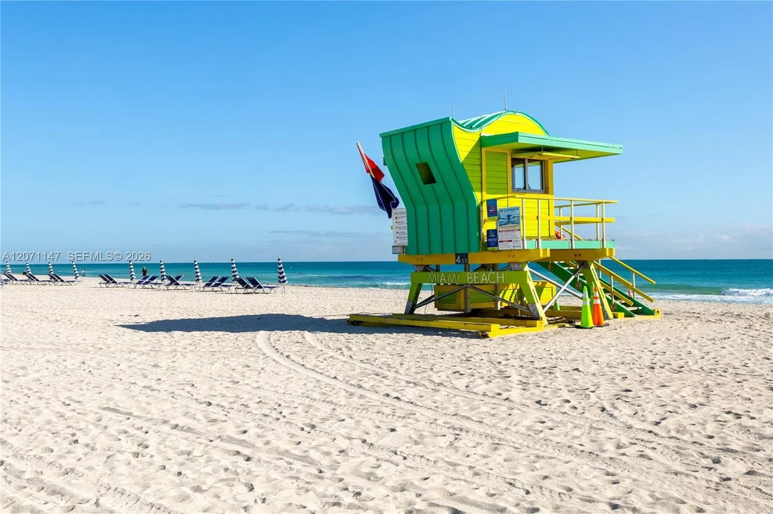 Photo of Unit 607 at 401 Ocean Dr