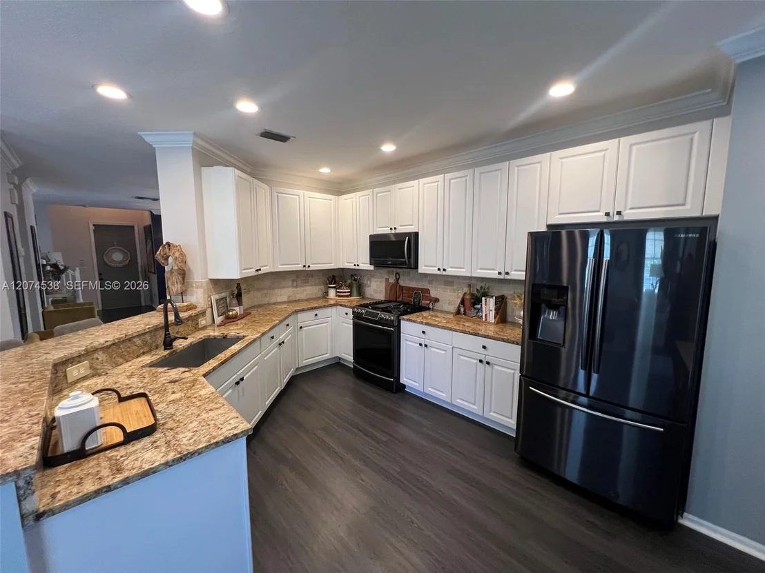 Photo of 425 Pumpkin Dr