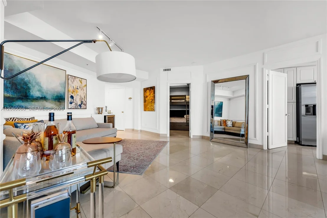 Photo of Unit 1102 at 848 Brickell Key Dr