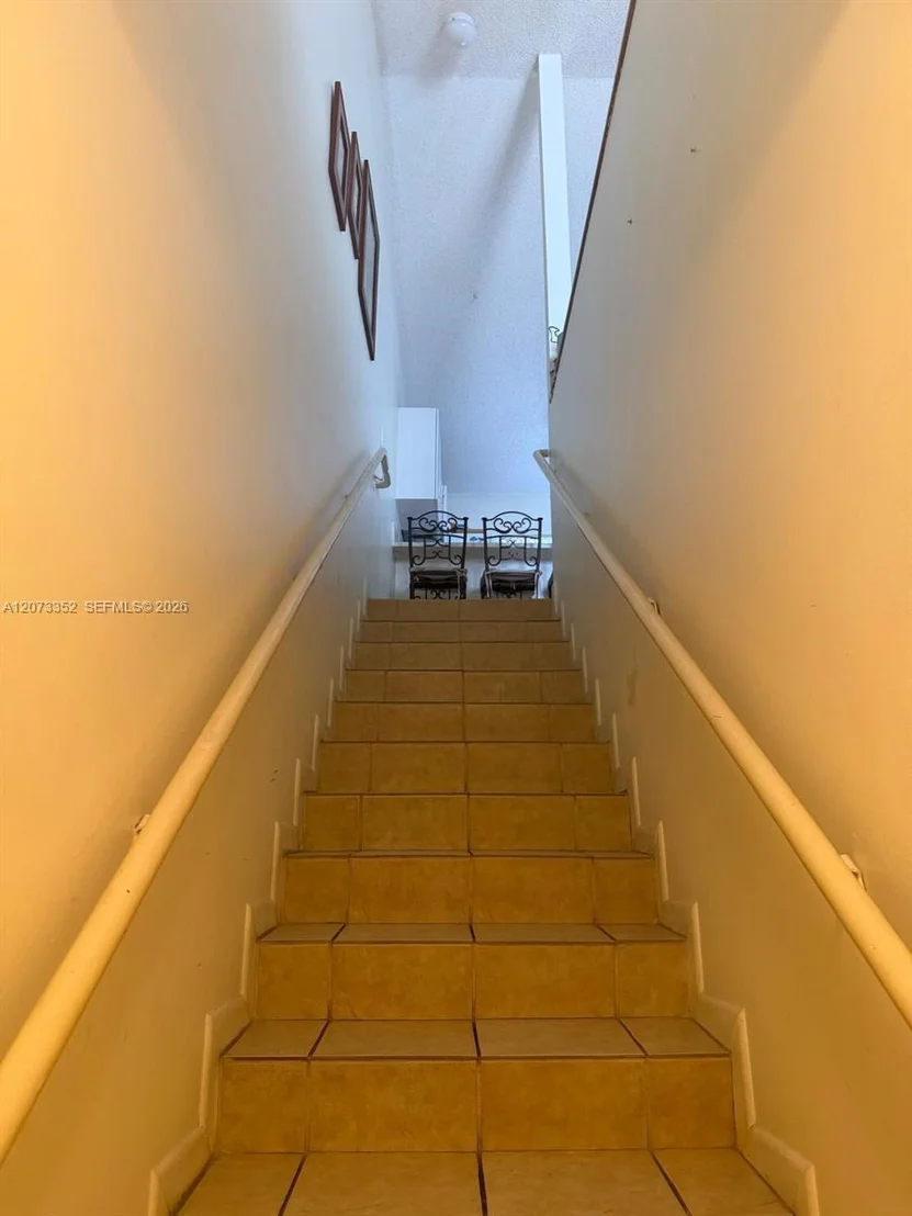 Photo of Unit 9029 at 