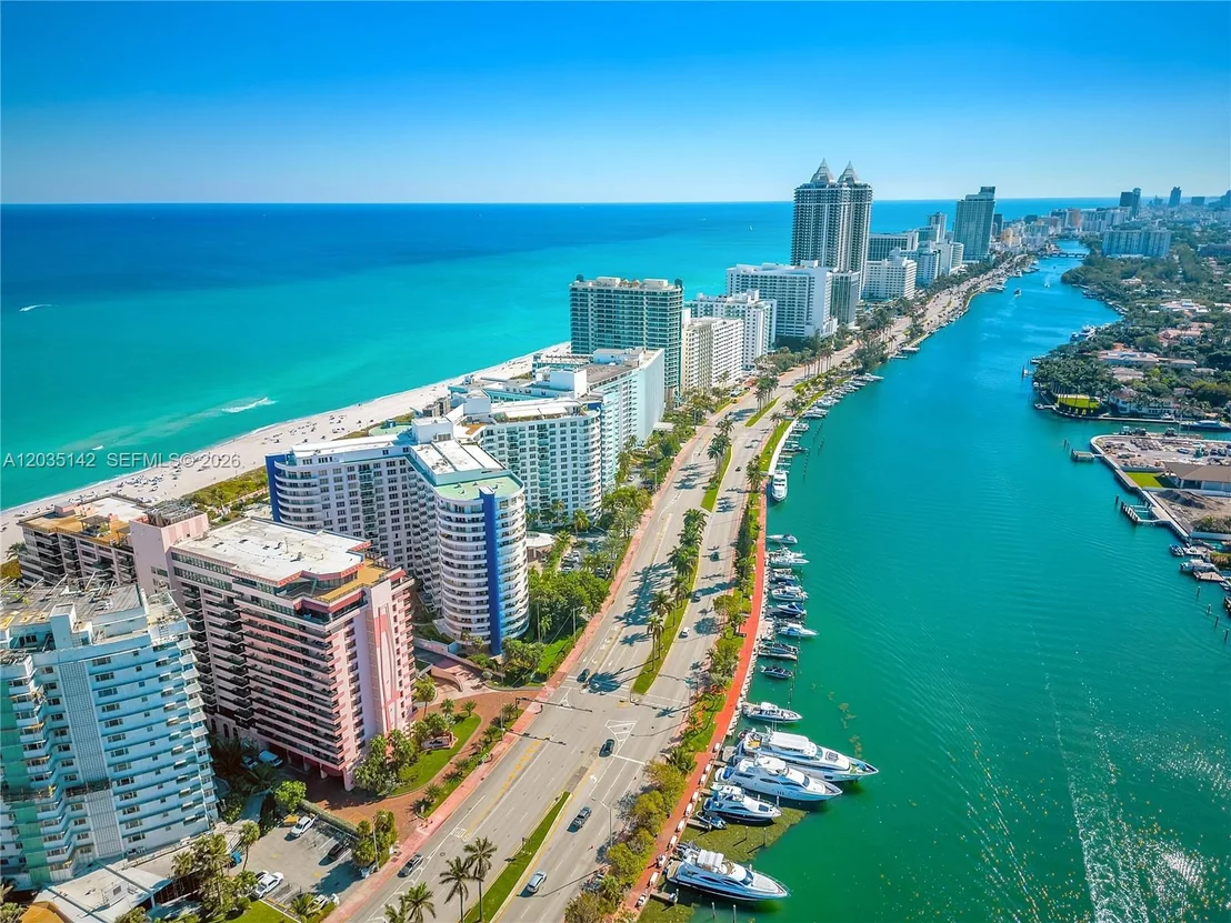 Photo of Unit 310 at 5161 Collins Ave