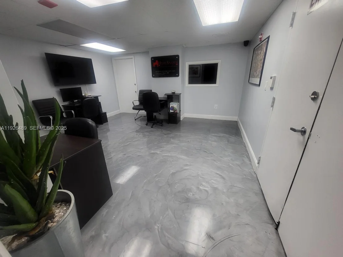 Photo of Unit CU206 at 13499 Biscayne Blvd