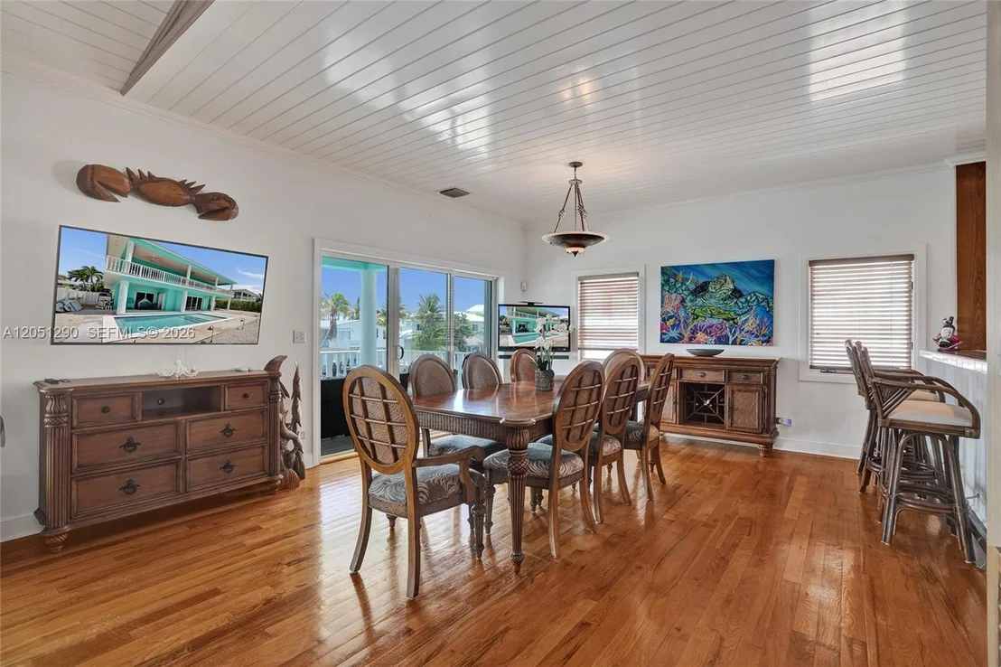 Photo of 107 Valencia Dr