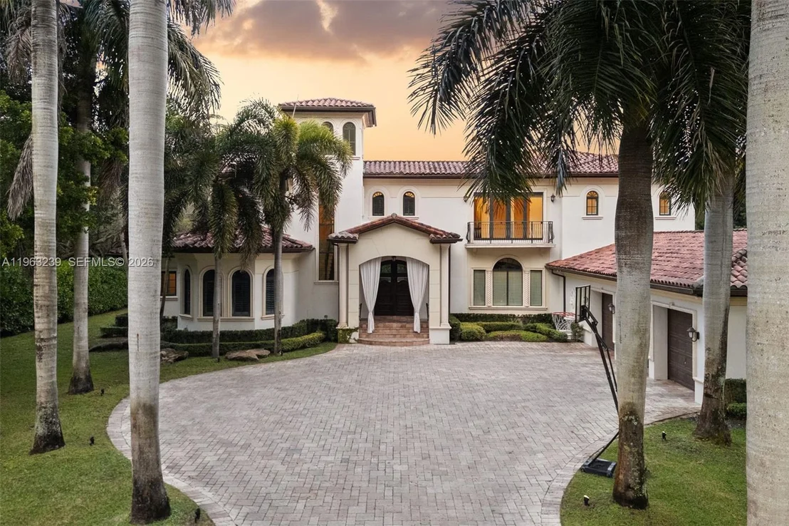 Photo of 11111 Killian Park Rd