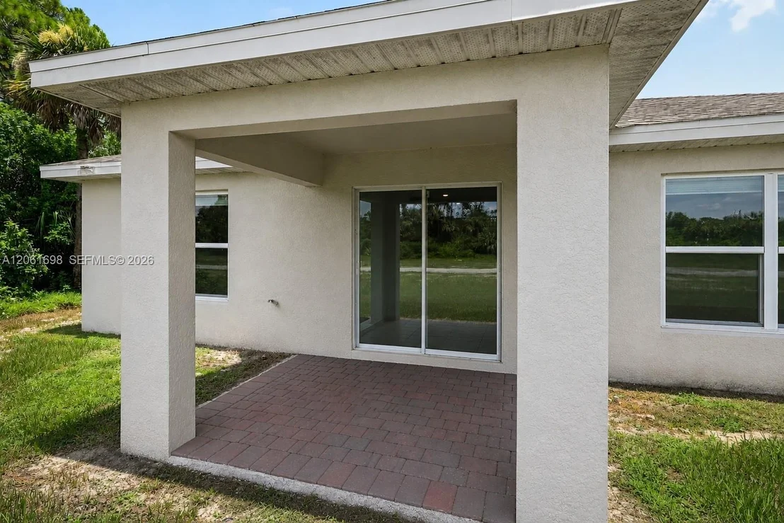 Photo of 5003 Pinetree LN