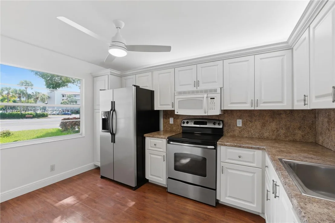 Photo of Unit A1 at 1901 Bermuda Cir