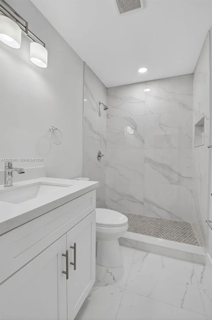 Photo of 8067 Summerbreeze Ln