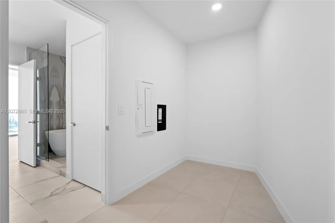 Photo of Unit 3003 at 1400 Biscayne Blvd