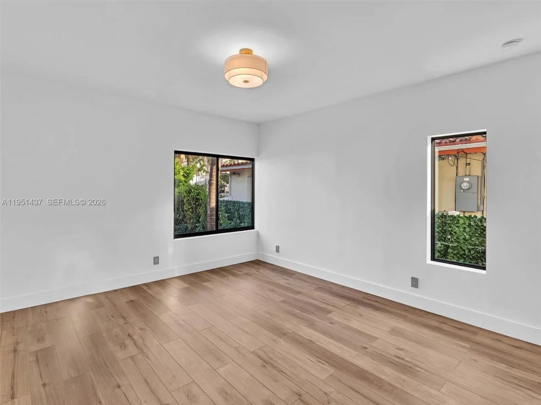 Photo of 9448 Abbott Ave