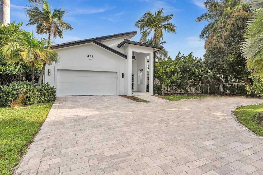 Photo of 472 Sunset Dr