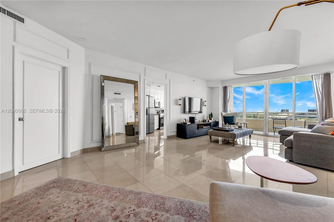 Photo of Unit 1102 at 848 Brickell Key Dr