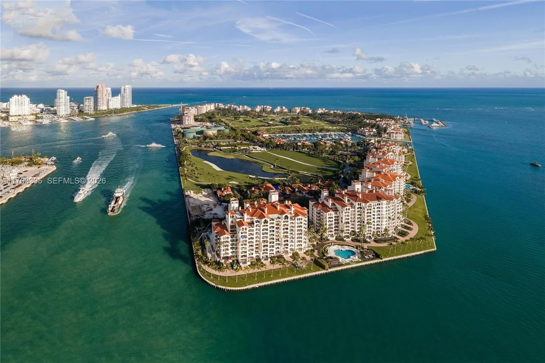 Photo of 1006 Links Drive