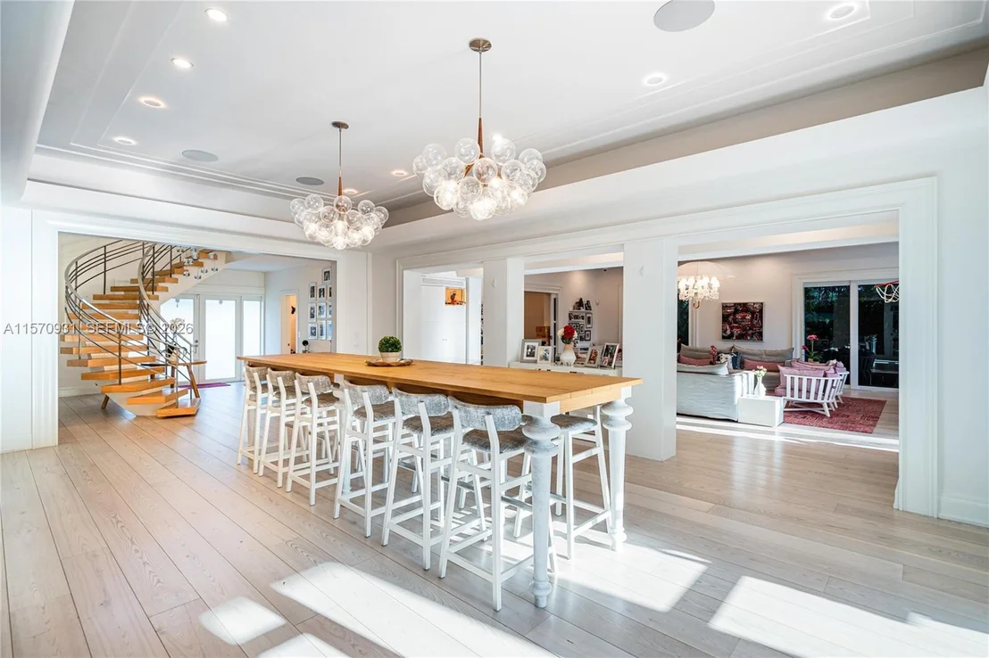 Photo of 6320 Allison Rd