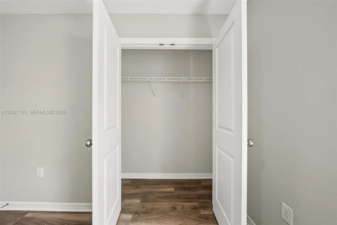 Photo of 5652 Cortez Blvd.