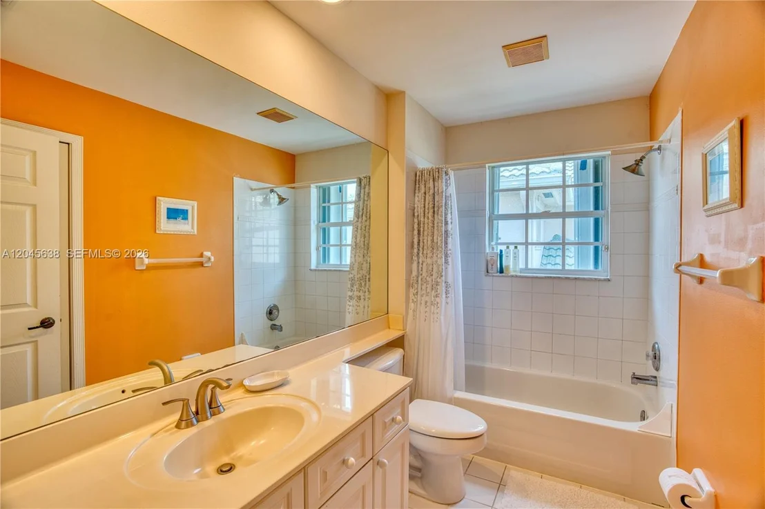 Photo of 1207 General Pointe Trce