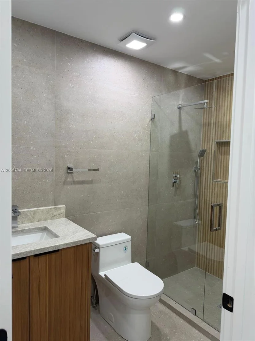 Photo of 7917 Chula Vista Cres