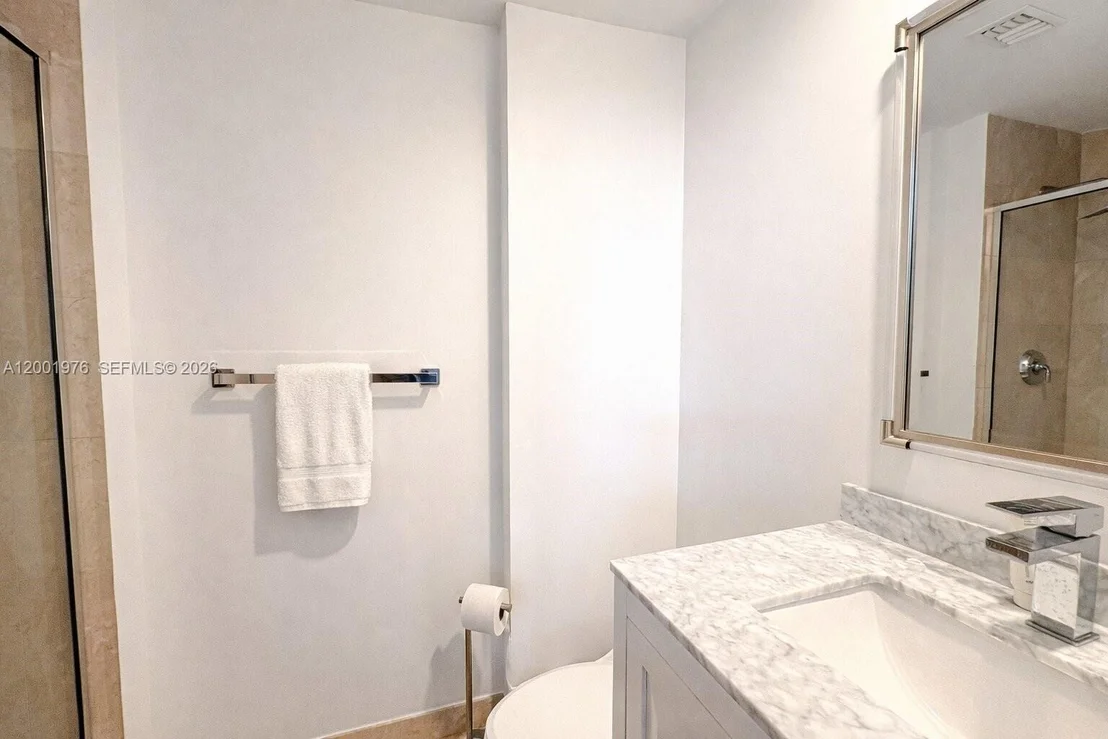 Photo of Unit 905 at 848 Brickell Key Dr