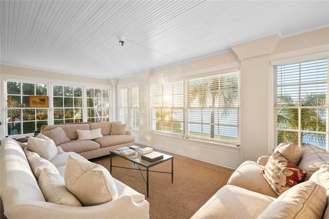 Photo of 3149 Brickell Ave