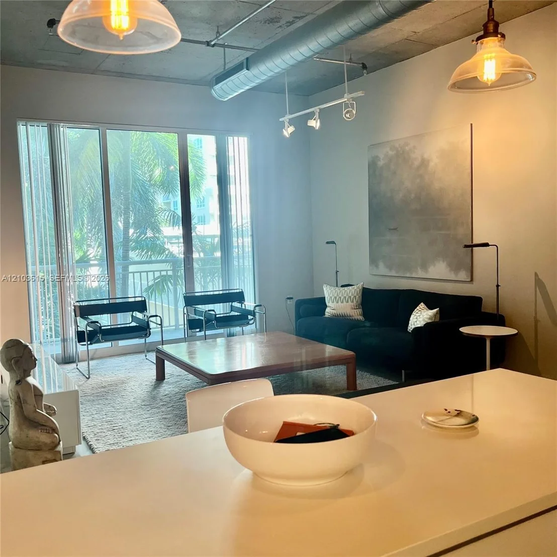 Photo of Unit 2415 at 2001 Biscayne Blvd