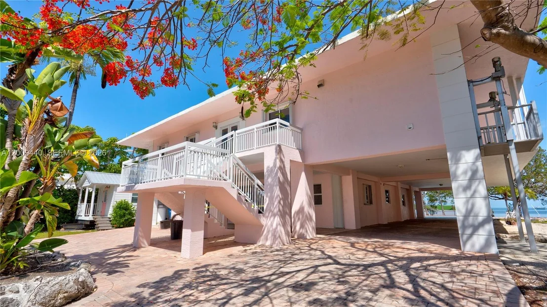 Photo of 1101 Mastic Street
