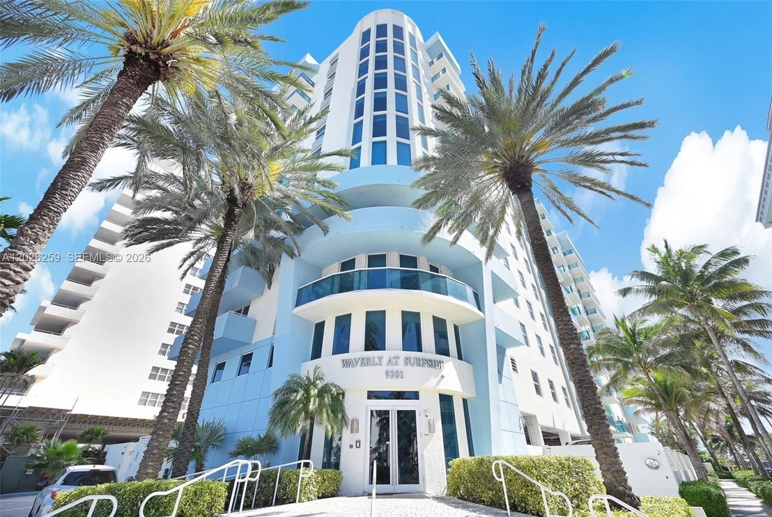 Photo of Unit 821 at 9201 Collins Ave