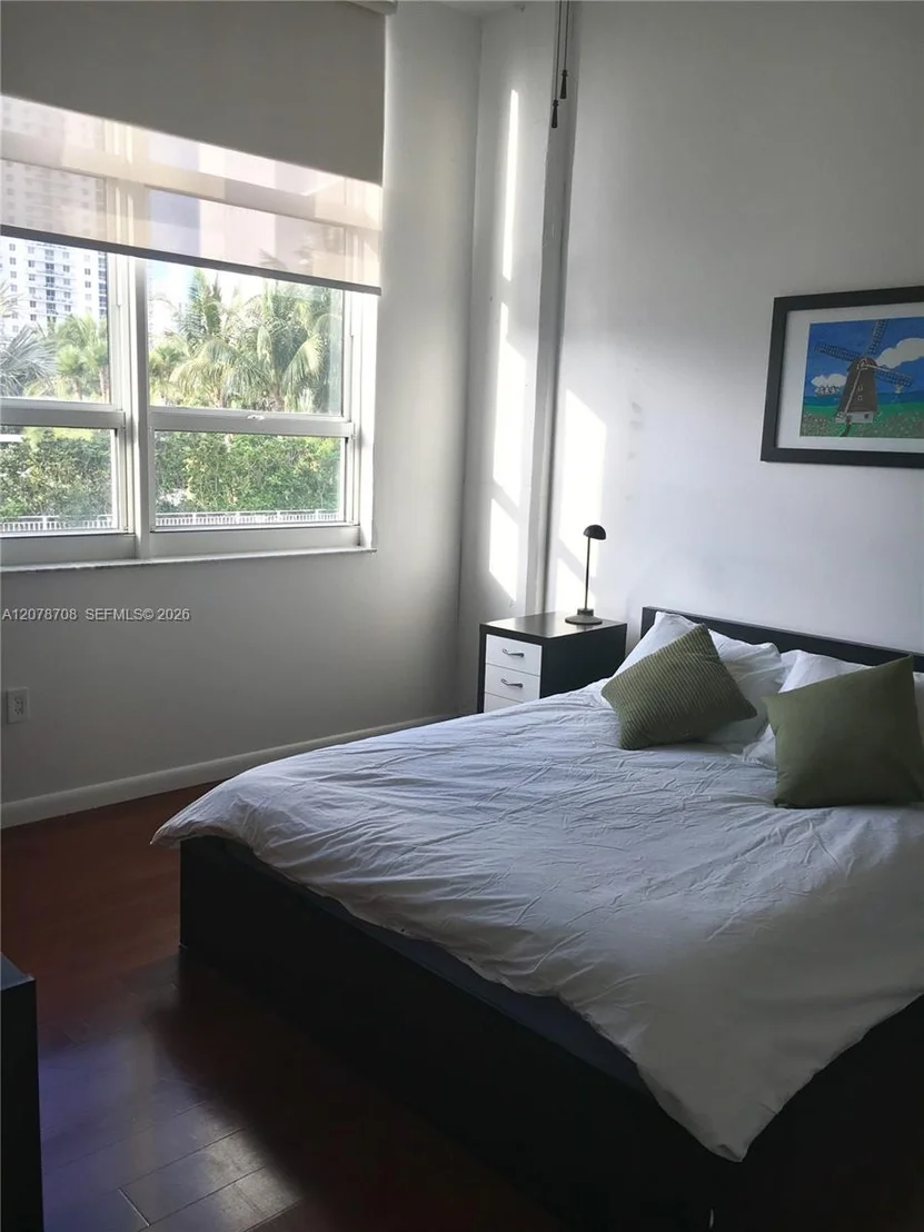 Photo of Unit 2604 at 2001 Biscayne Blvd