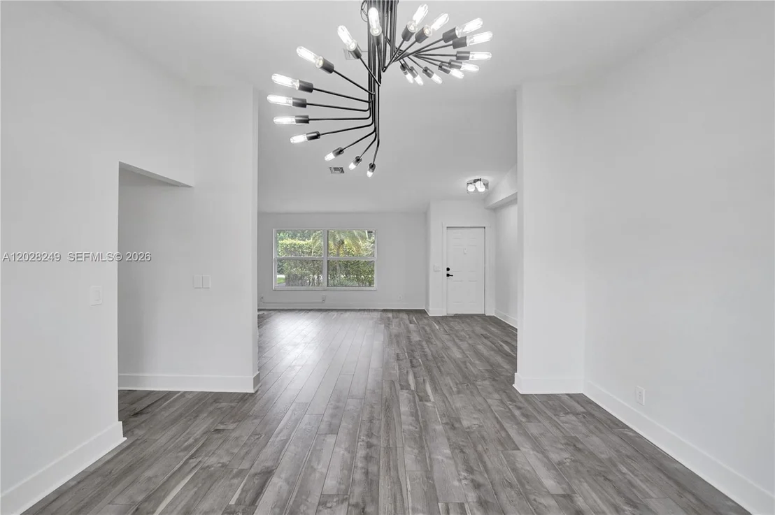 Photo of 417 SE 4th St
