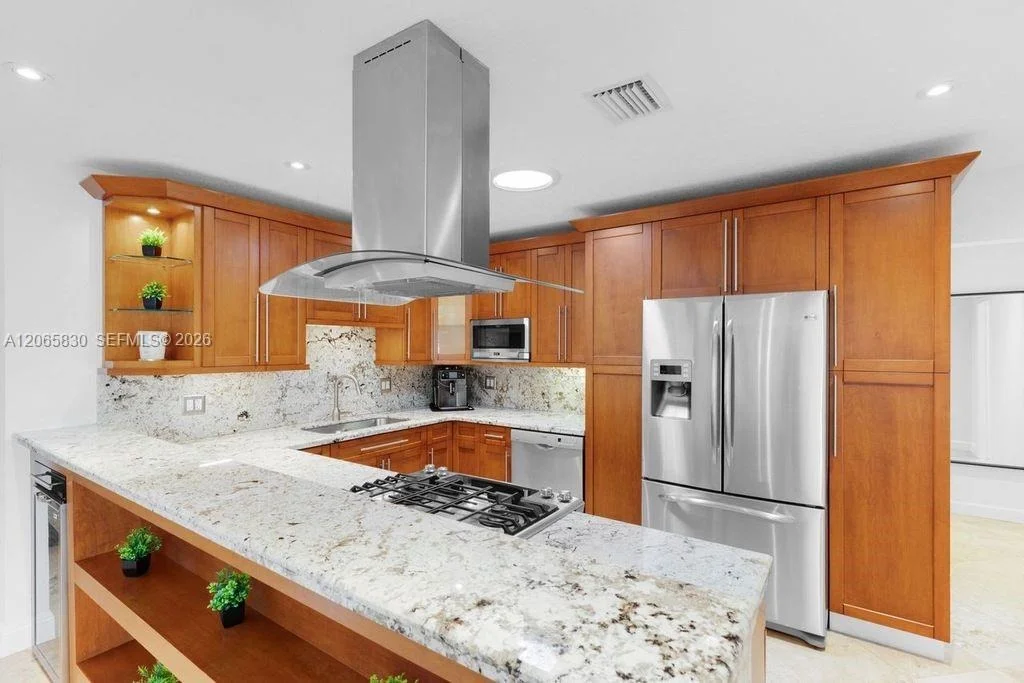 Photo of 261 SE 4th St