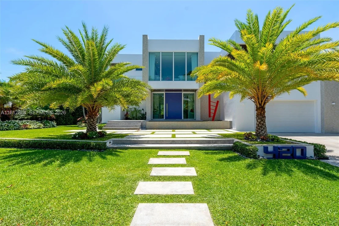 Photo of 420 Island Dr