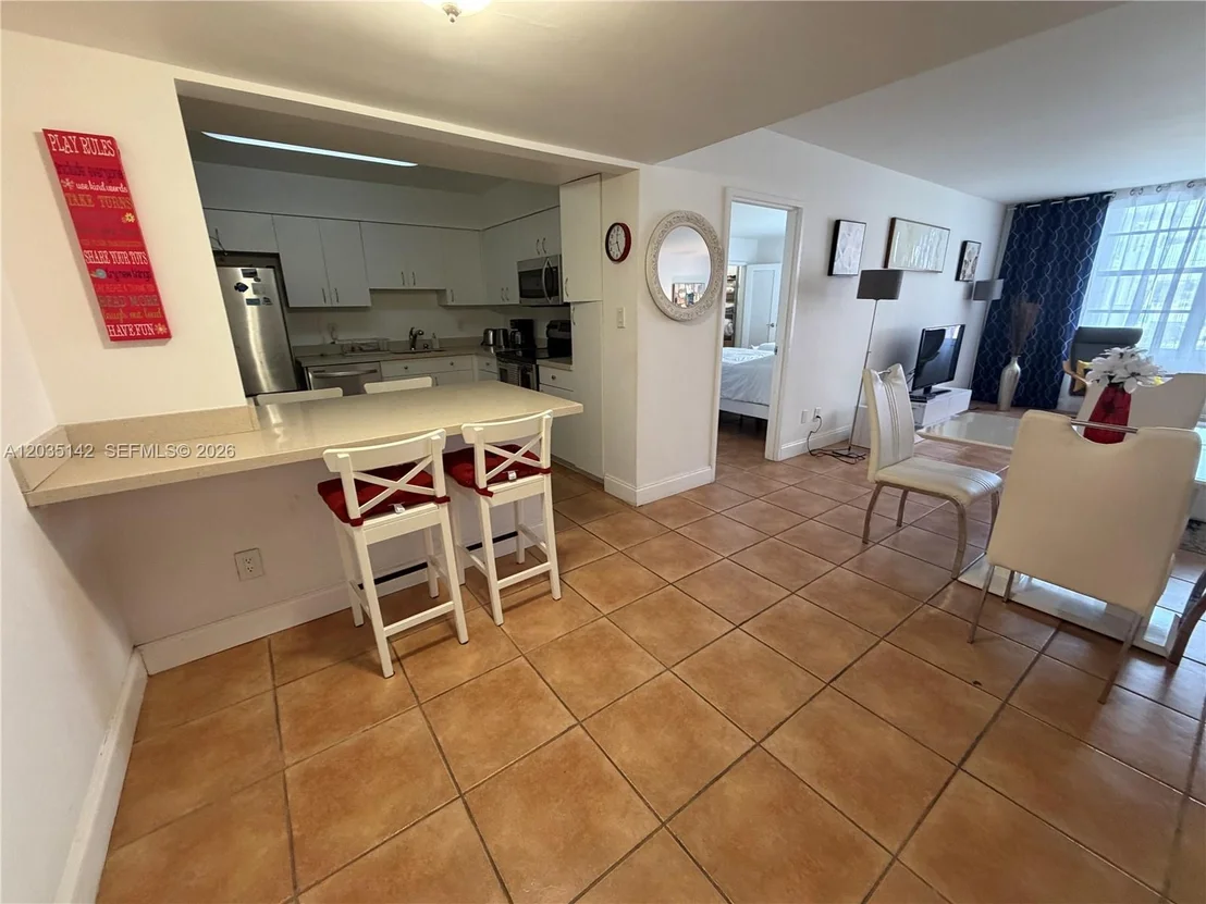 Photo of Unit 310 at 5161 Collins Ave