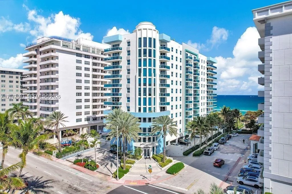 Photo of Unit 521 at 9201 Collins Ave