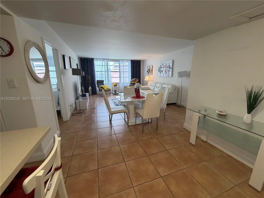 Photo of Unit 310 at 5161 Collins Ave