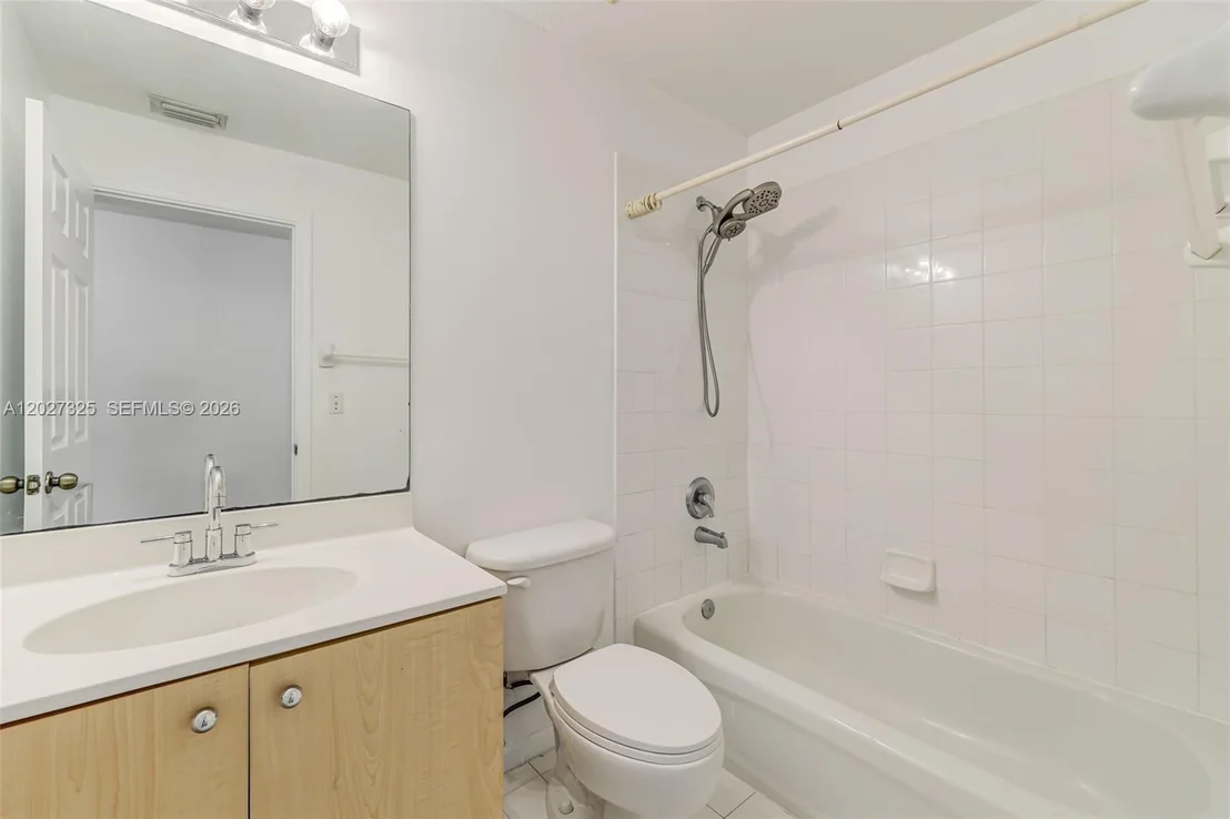 Photo of 6188 Azalea Cir