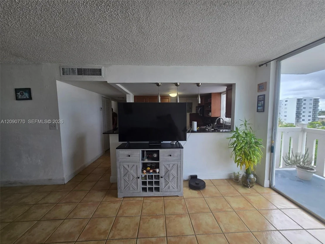 Photo of Unit 412 at 