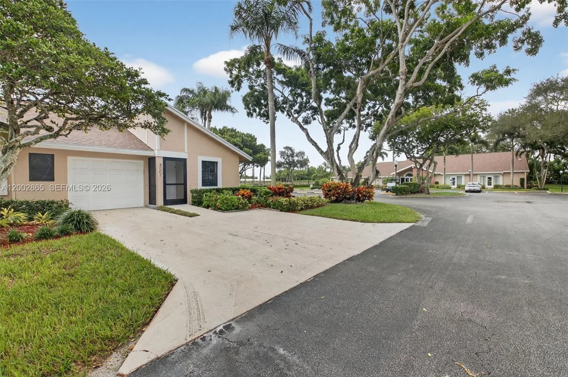 Photo of 8067 Summerbreeze Ln