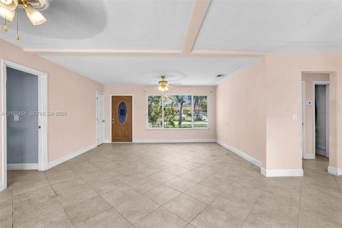Photo of 4071 NW 3rd Ter