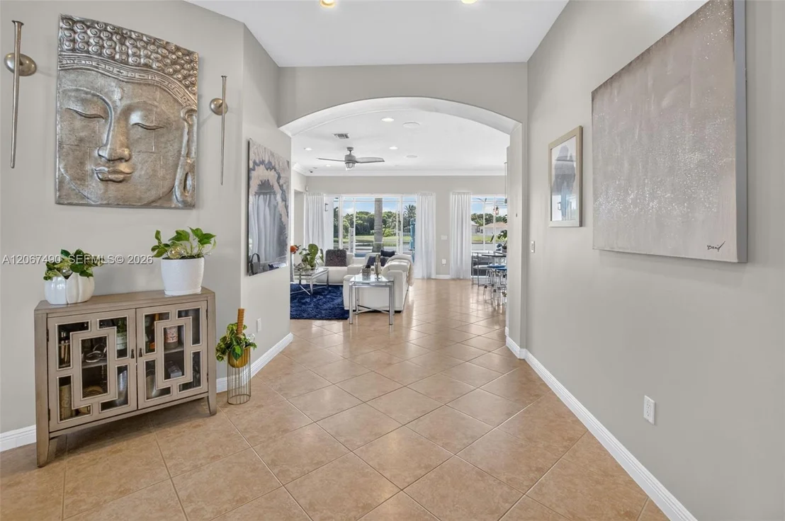 Photo of 6543 Marbletree Ln