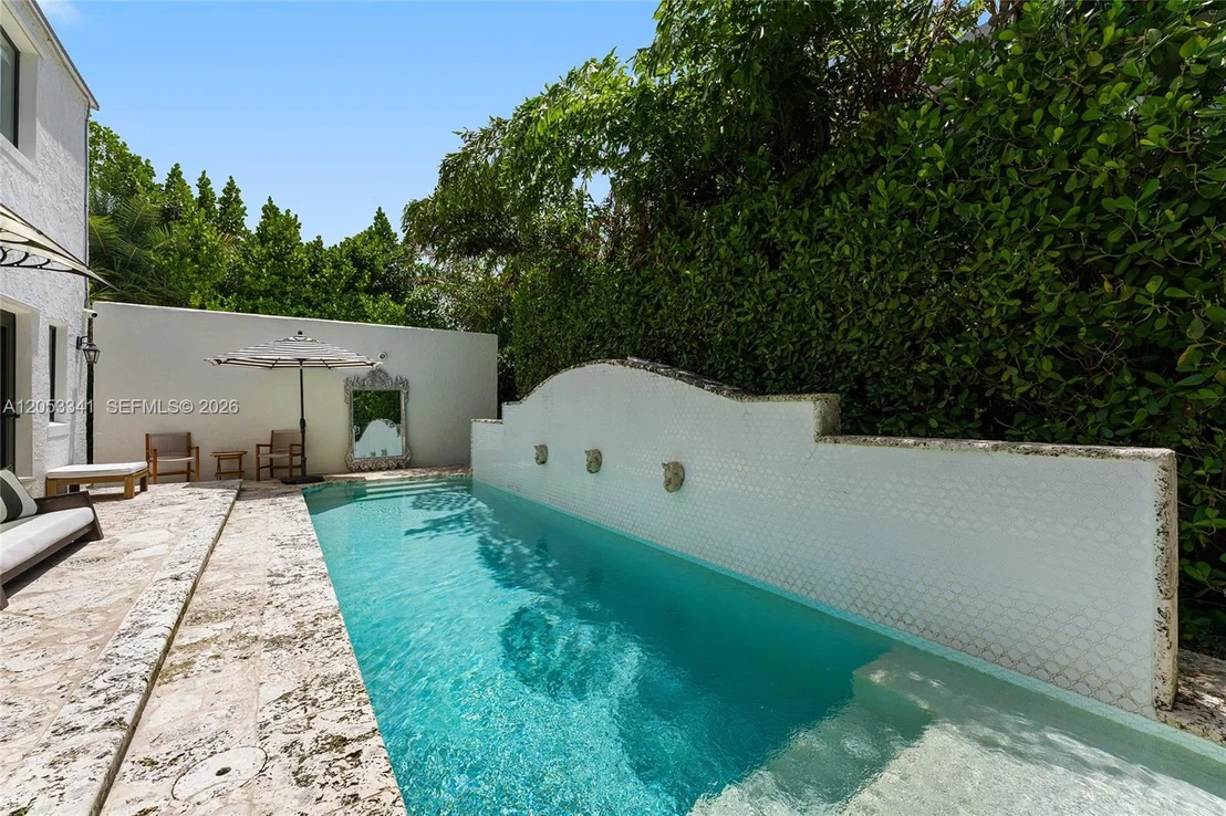 Photo of 4430 Alton Rd