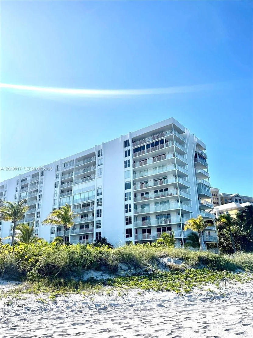 Photo of Unit 3K at 607 Ocean Dr