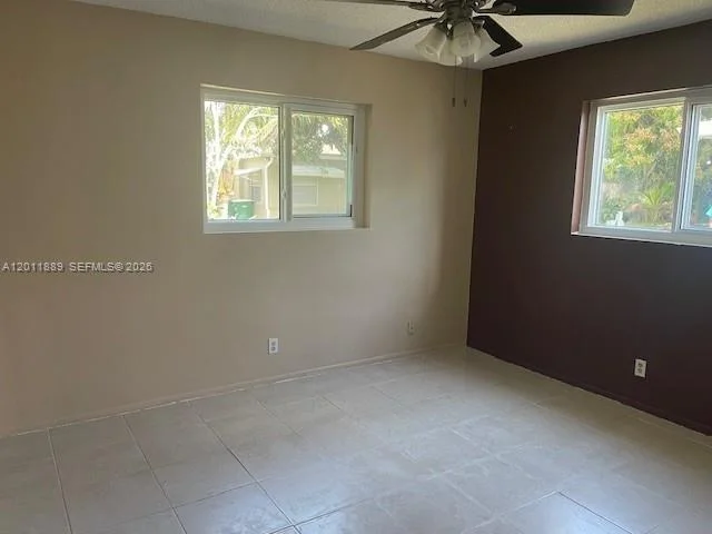 Photo of 4501 Mainland Dr