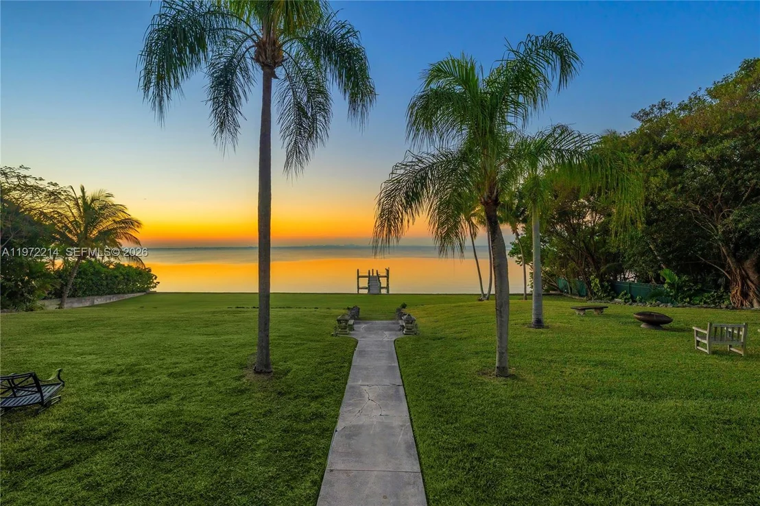 Photo of 3149 Brickell Ave