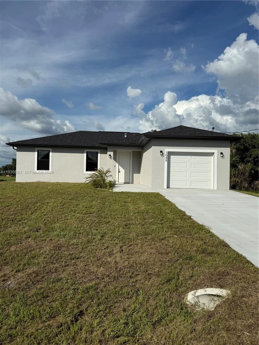 Photo of 1048 Jay Ct