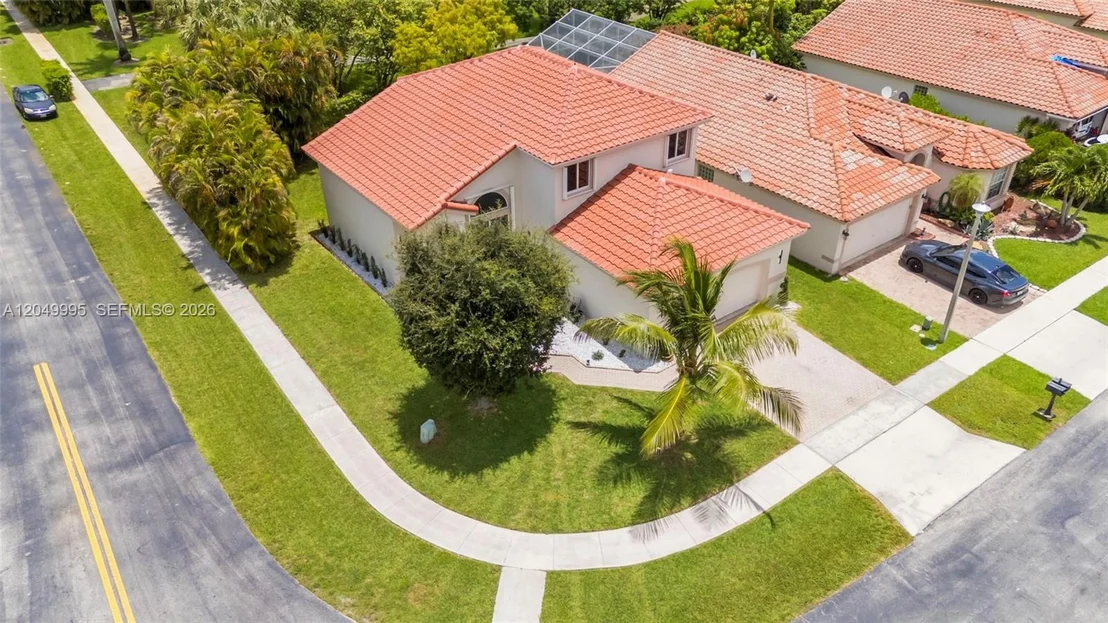 Photo of 7569 Parkside Ln